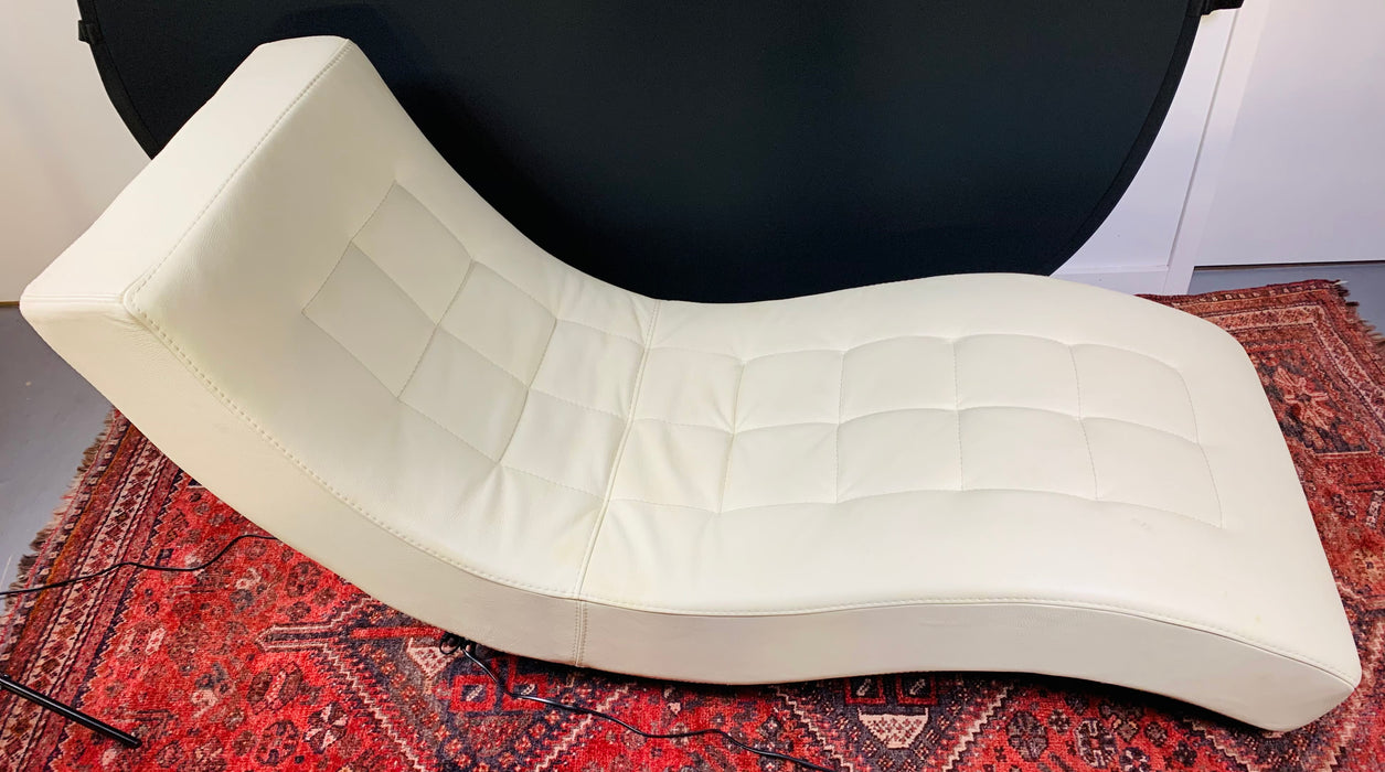 Tufted Ivory Leather Lounge Chair in the manner of Roche Bobois