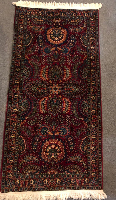 Fine 1920s Sarouk Persian Rug or Carpet
