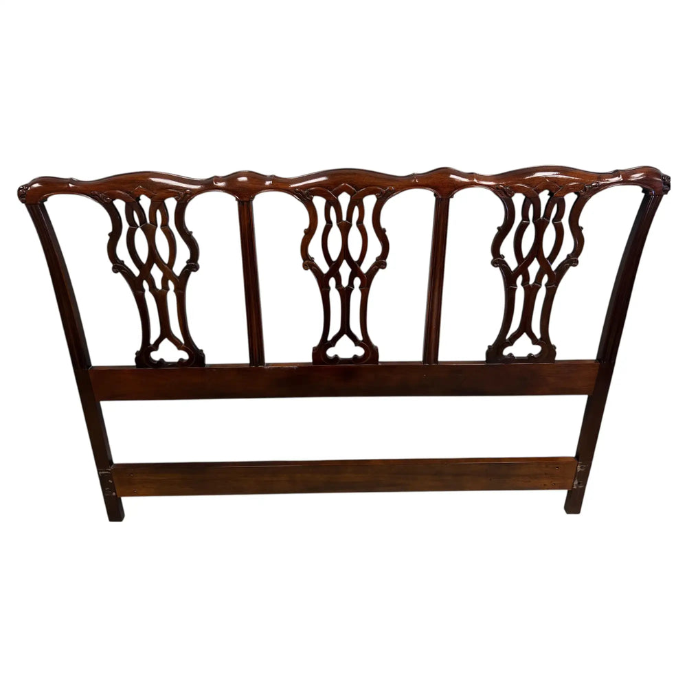 Baker Furniture Chippendale Style Carved Mahogany Queen pierced splat Headboard