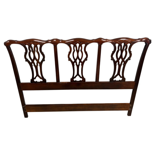 Baker Furniture Chippendale Style Carved Mahogany Queen pierced splat Headboard