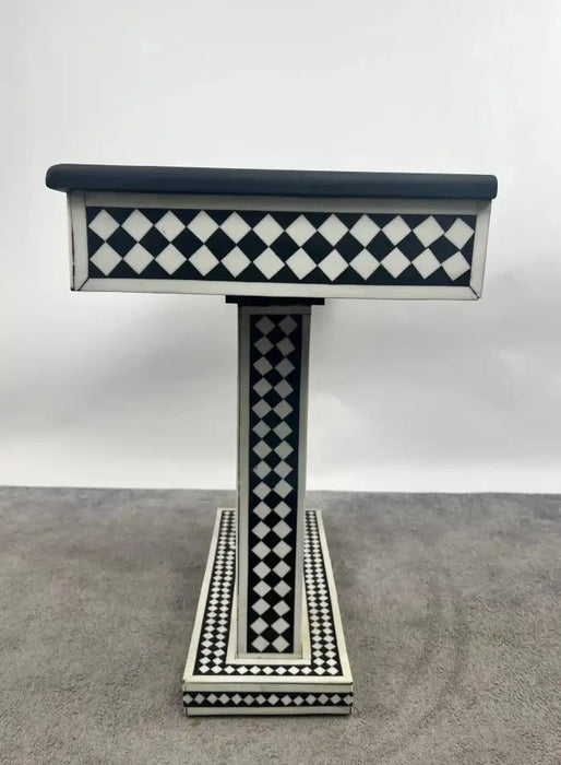 Art Deco Style Black & White Resin in Diamond design Mirror & Console, Set of 2