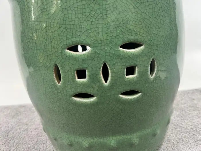 Vintage Chinoiserie Emerald Green Glazed Ceramic Drum Garden Stool or Pedestal