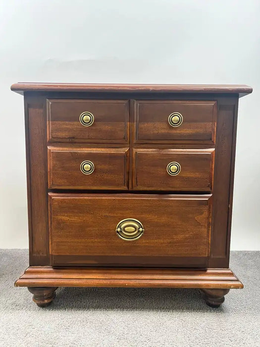Traditional American Broyhill Cherry Wood 2 Drawers Nightstand, a Pair