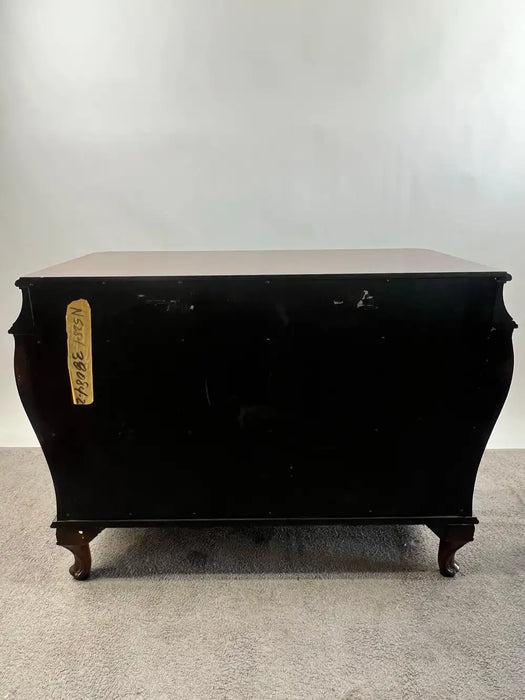 Karges Louis XVI Style Bombe Burl Walnut Three-Drawer Commode or Chest, 1980's