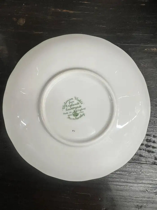 Hammersley “Victorian Violets” English Bone China Tea Set w Gold Trim, 15 pcs