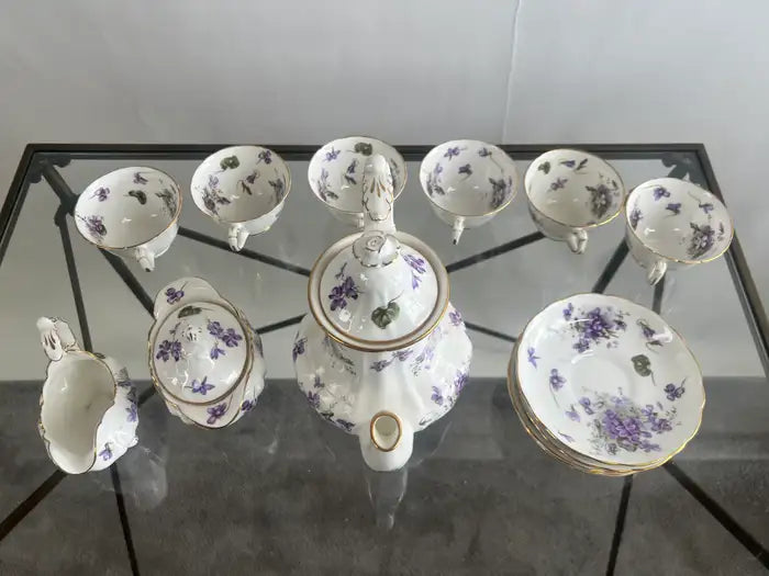 Hammersley “Victorian Violets” English Bone China Tea Set w Gold Trim, 15 pcs