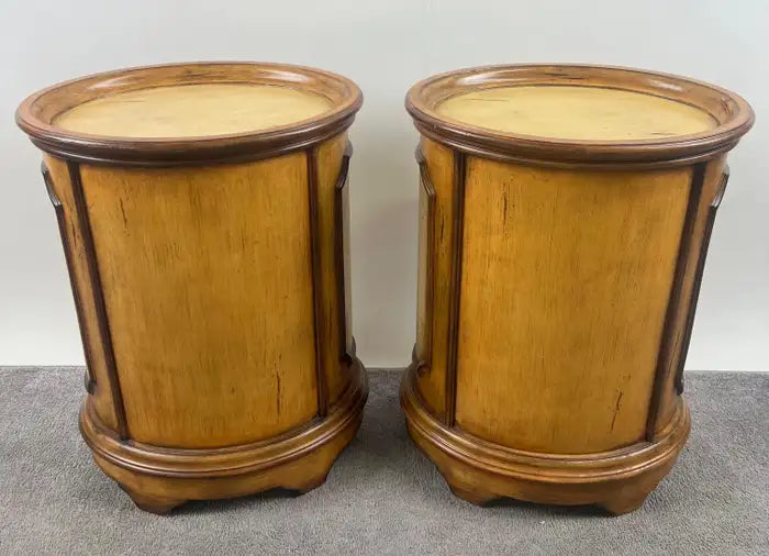 Louis XV Style French Provincial Hand Painted Oval Shaped Nightstand, a Pair