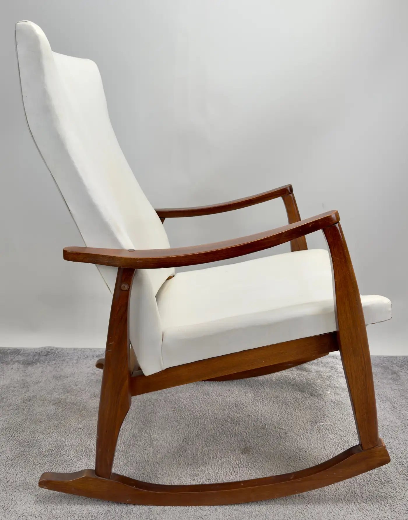 Milo baughman rocking chair hotsell