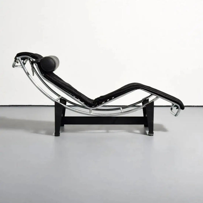 MCM Le Corbusier LC4 Chaise by Charlotte Perriand & Pierre Jeanneret for Cassina