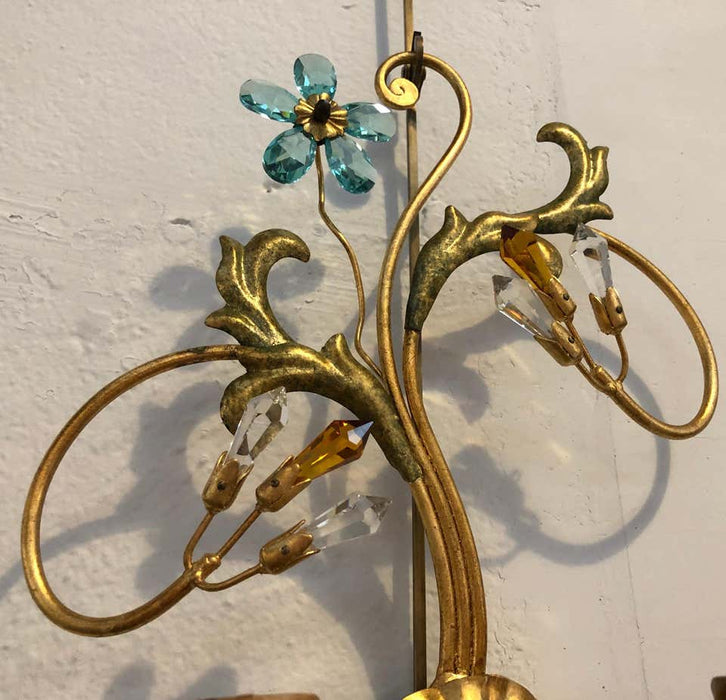 Pair of Neoclassical Handcrafted Italian Gilt Metal and Crystal Sconces by Alba