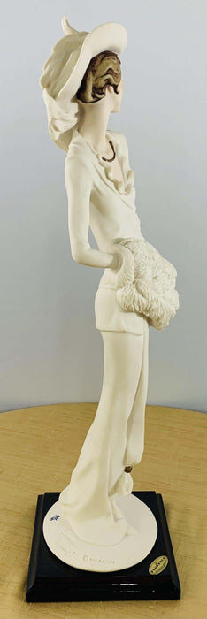 Giuseppe Armani Lady Porcelain Figurine