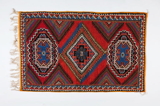 Berber Rug - Medium Handwoven from Wool and Hypnotic Pattern