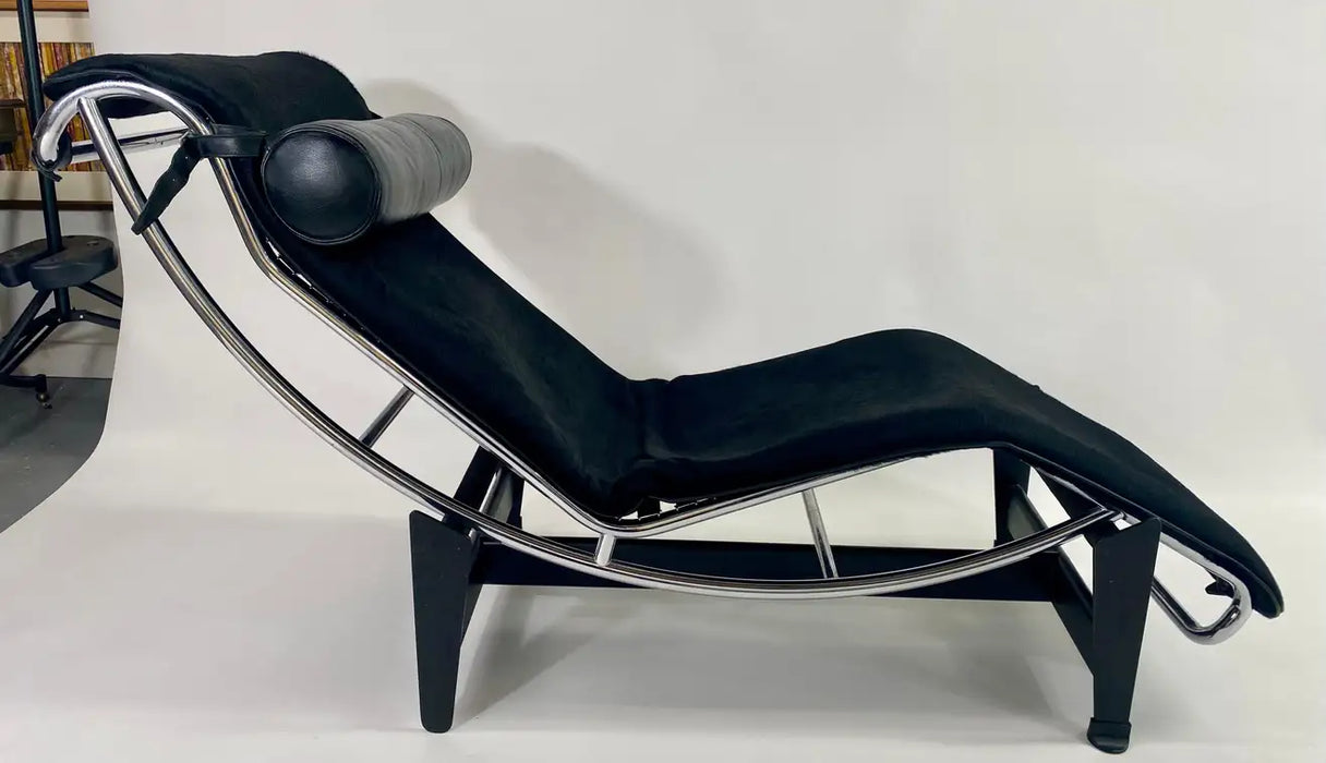 MCM Le Corbusier LC4 Chaise by Charlotte Perriand & Pierre Jeanneret f